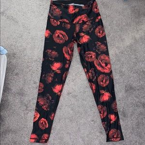 Victoria's Secret Pants - VS Sport leggings 7/8 length Victoria's Secret Pants - VS Sport leggings 7/8 length